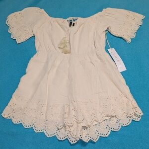 ❤️ NWT Lumière Cream Eyelet Romper Large